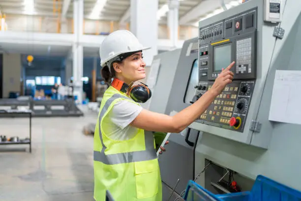 Recruteur des techniciens CNC polonais : un atout pour l’industrie européenne