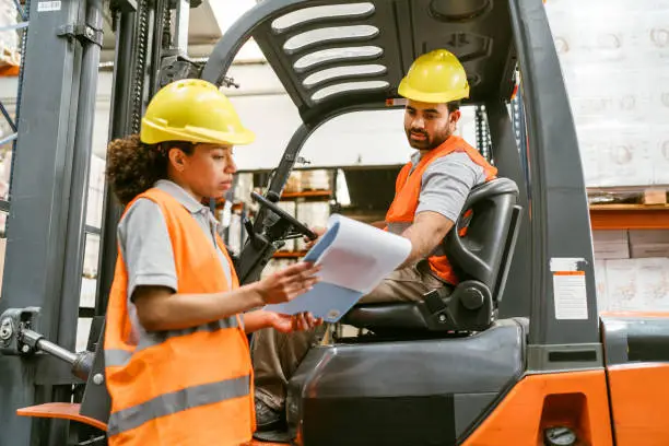 Recruter des Caristes depuis la Roumanie